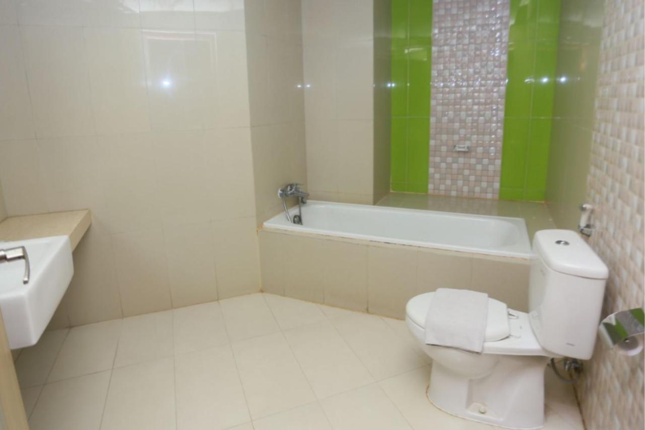 Utc Dago Hotel Бандунг Екстер'єр фото